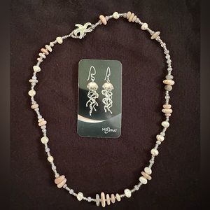 Pearl and crystal handmade necklace with starfish closure - one of a kind!